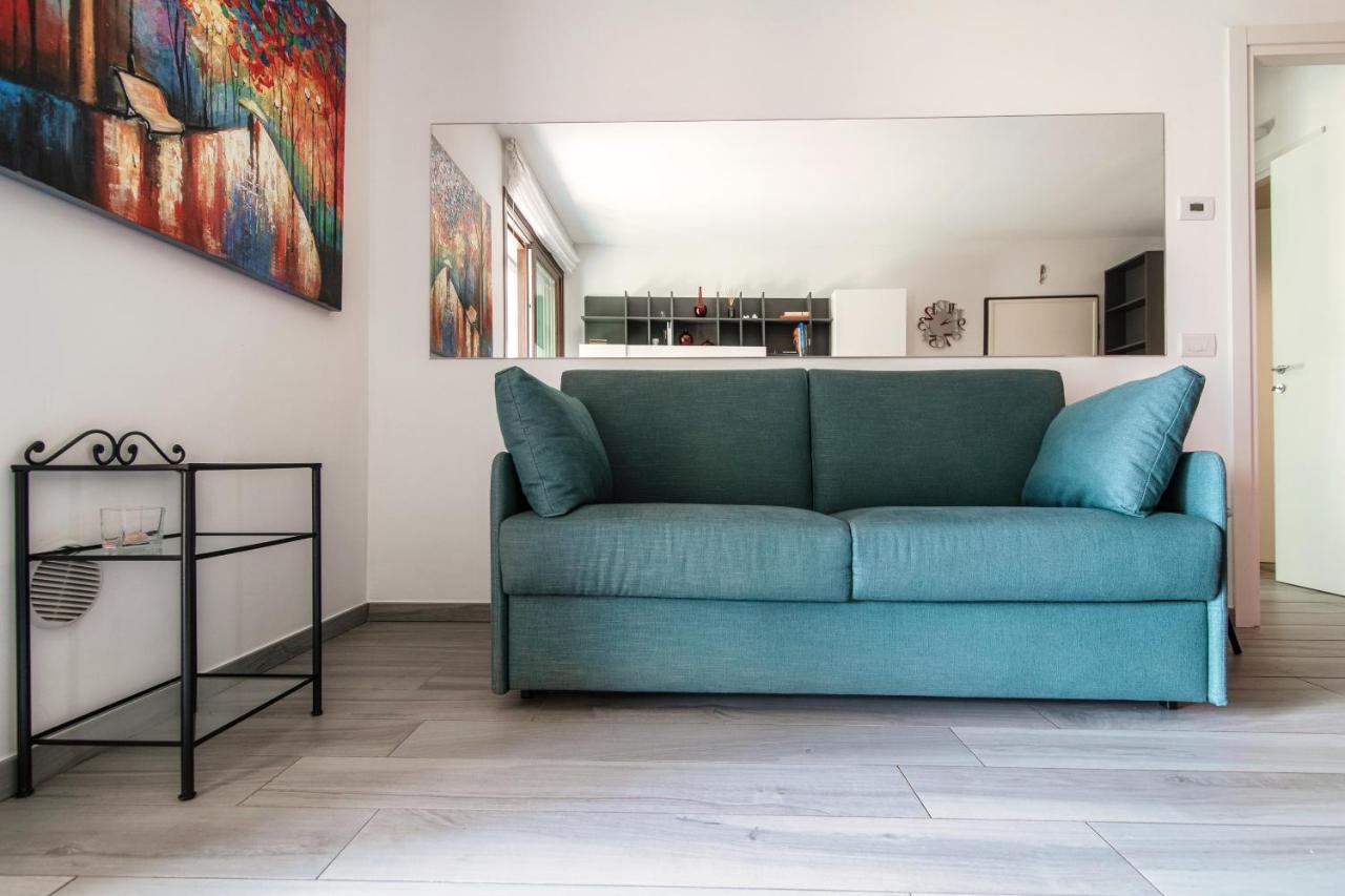 Joivy Luxury Flat & Lake Como View Argegno Bagian luar foto