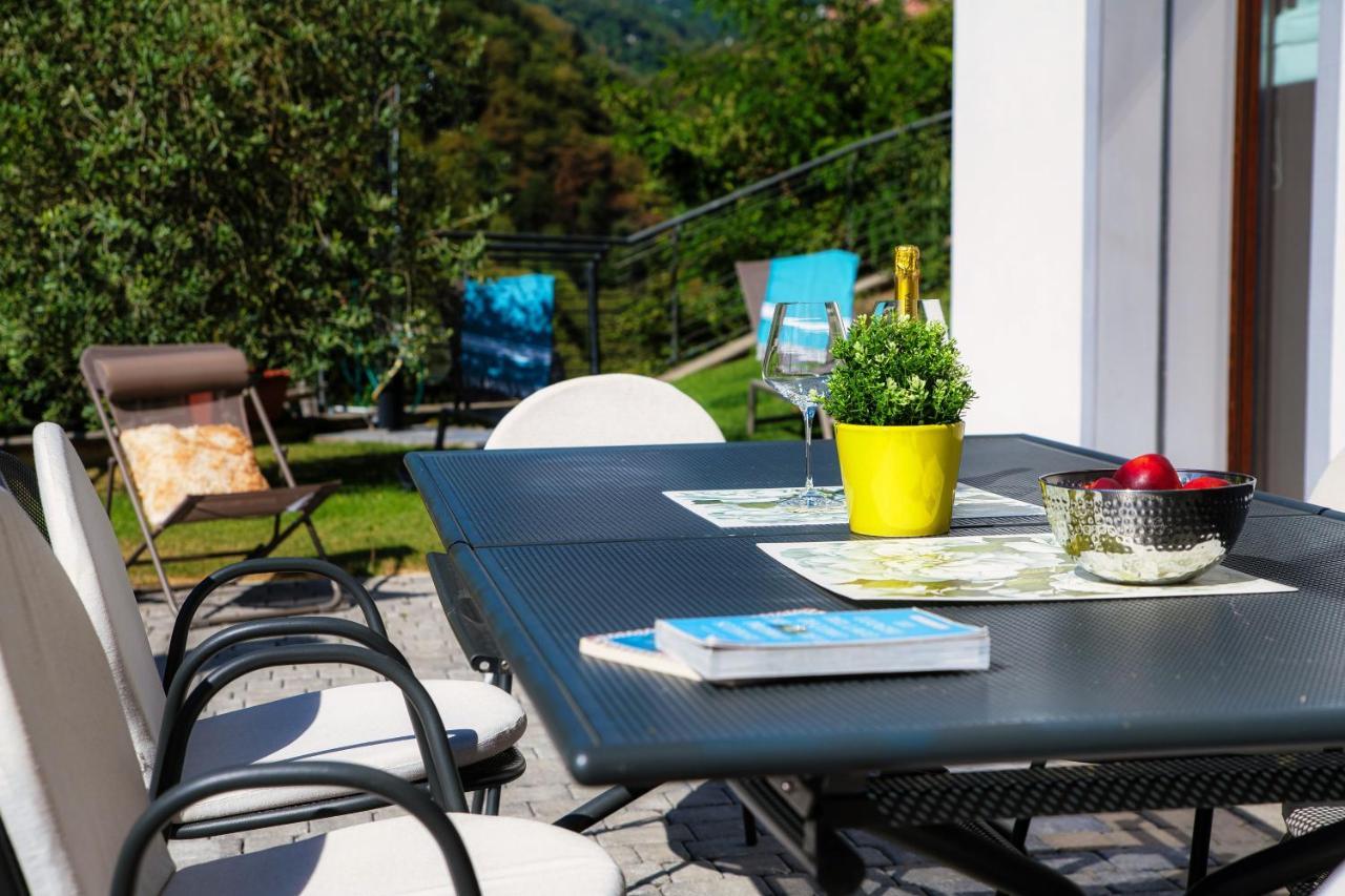Joivy Luxury Flat & Lake Como View Argegno Bagian luar foto